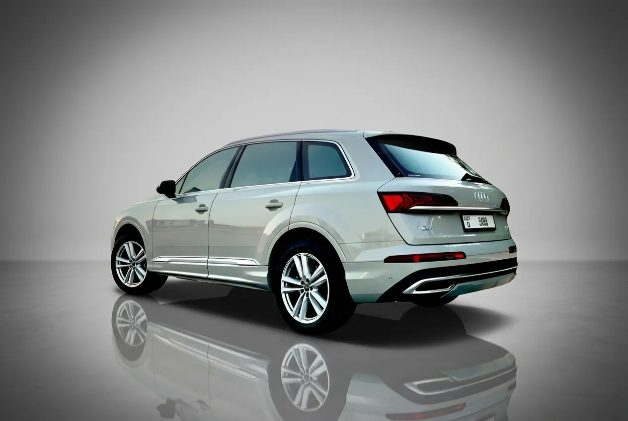 AUDI Q7 - Image 3