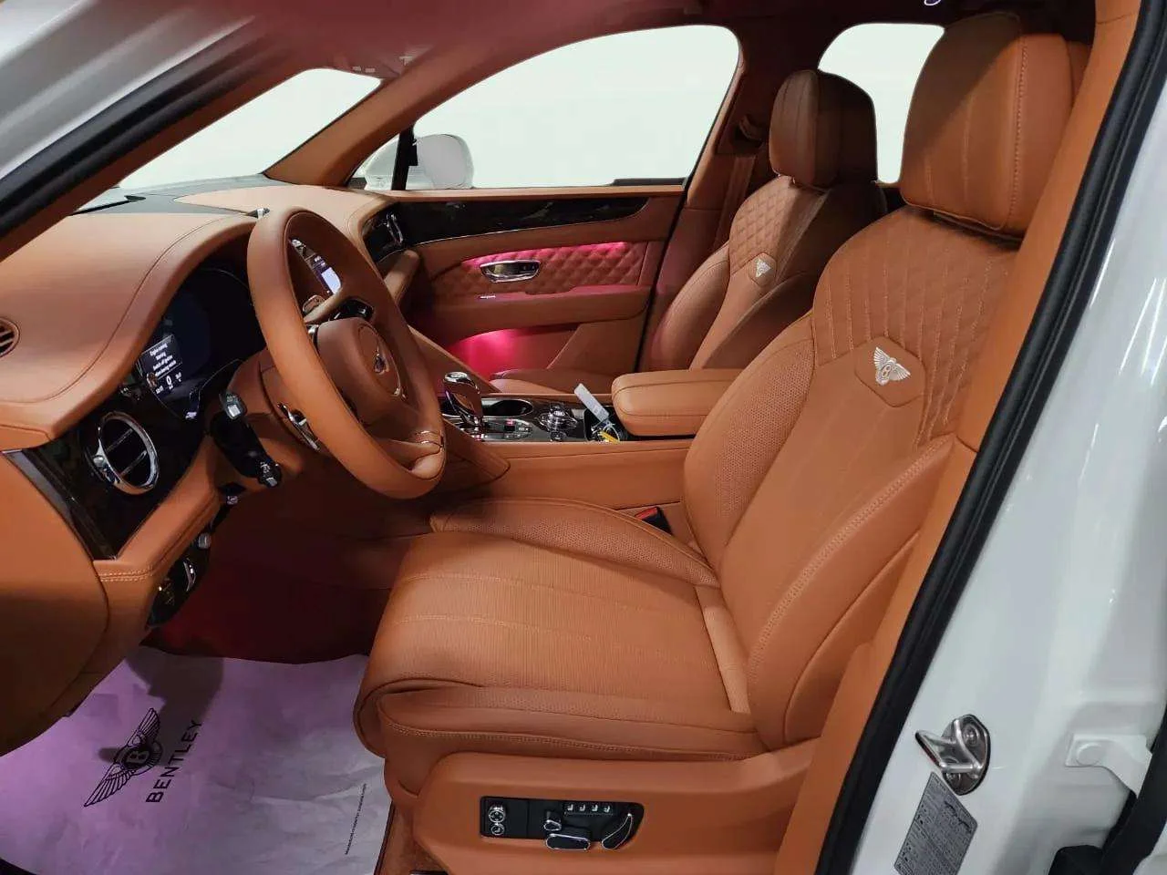 BENTLEY Bentayga - Image 4