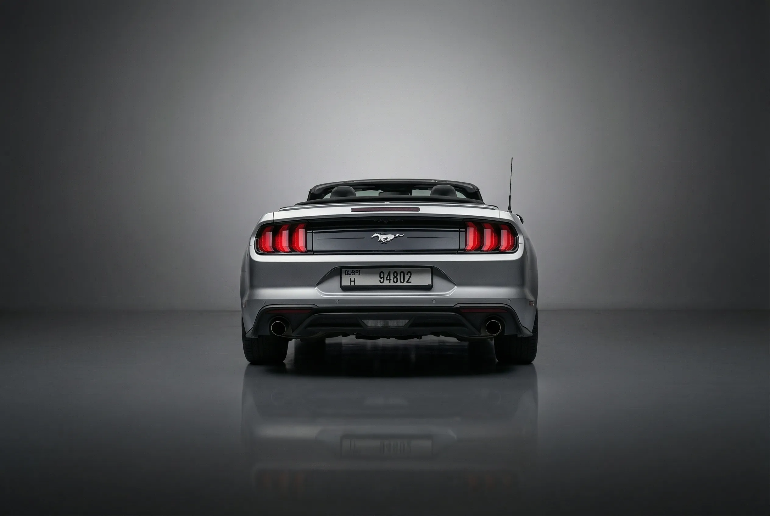 FORD Mustang - Image 4
