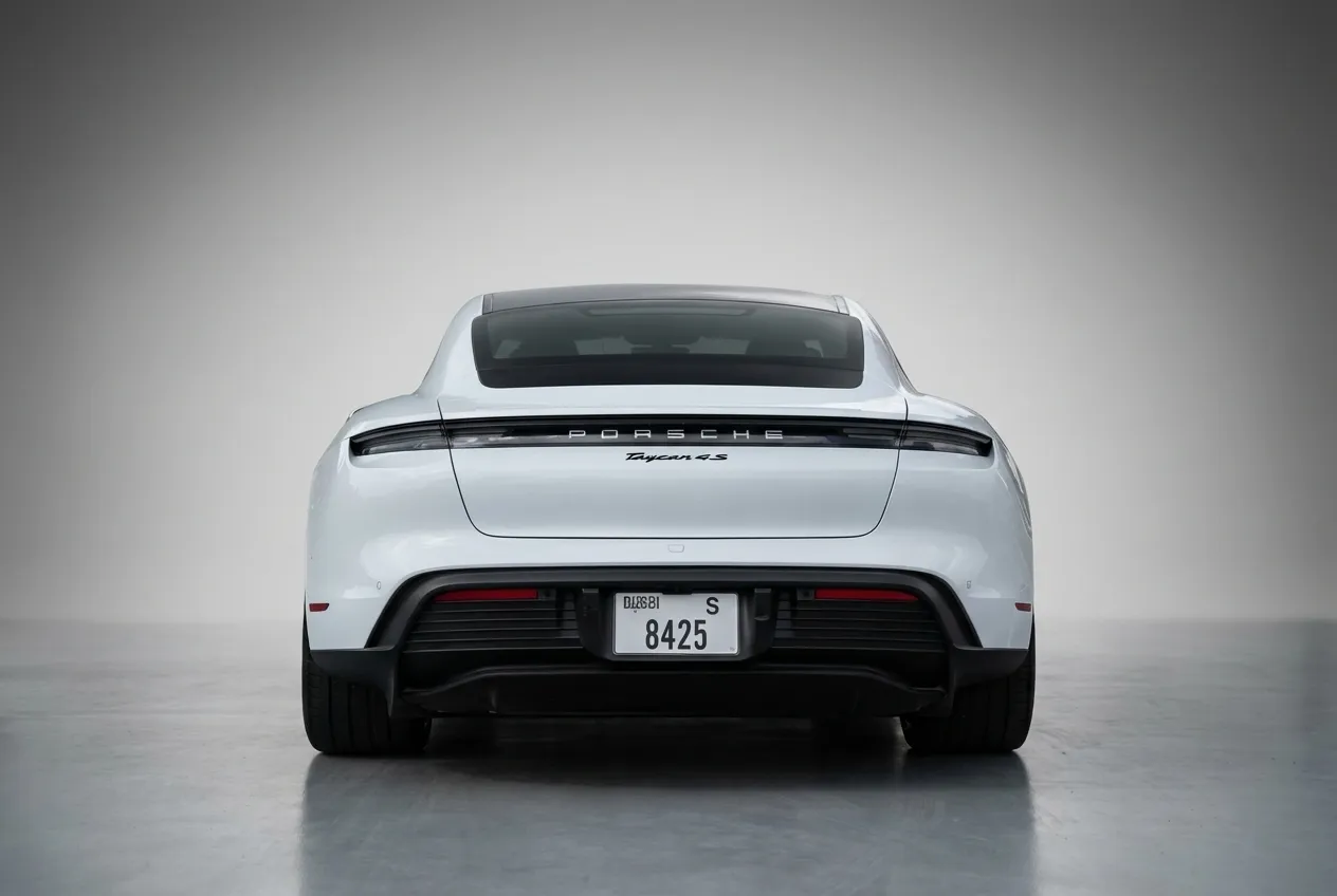 PORSCHE Taycan 4S - Image 3