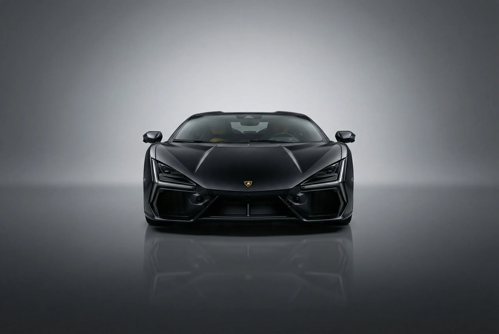 Lamborghini Revuelto 2025