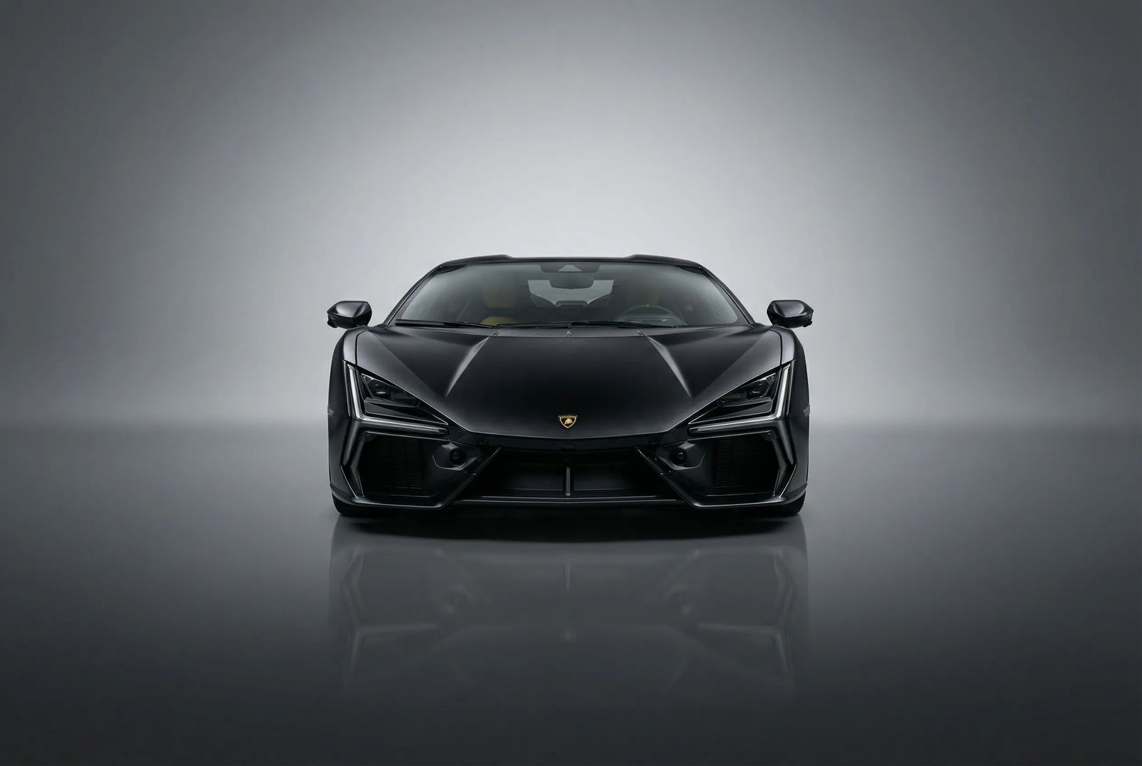 Lamborghini Revuelto 2025