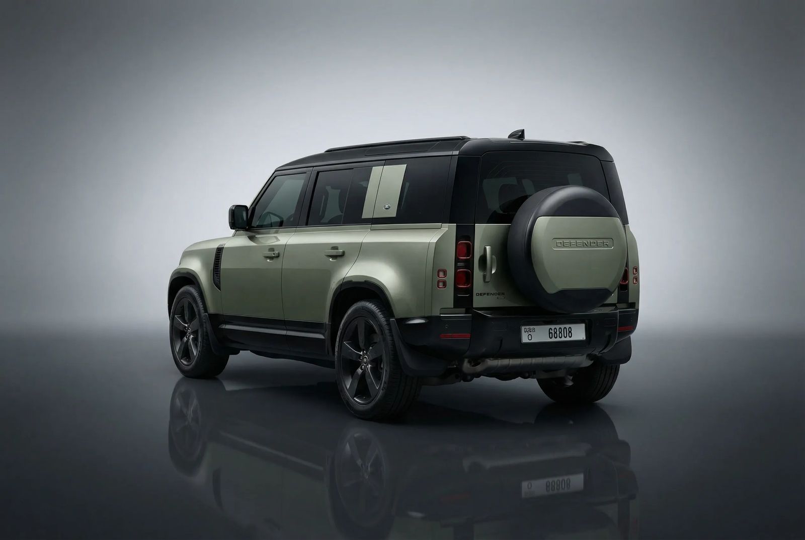 Land Rover Defender 2023