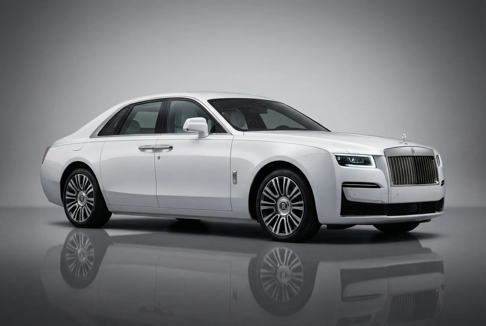 Rolls Royce Ghost 2021