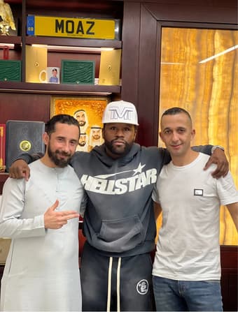 فلويد جوي مايويذر الابن - Image 1