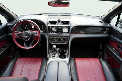 Bentley Bentayga 2021 - Image 3