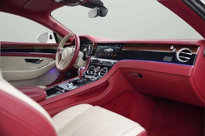 Bentley Continental GT 2022 - Image 5