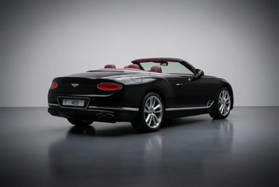 Bentley Continental GTC 2023 - Image 4