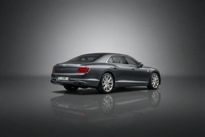 Bentley Flying Spur 2024 - Image 5