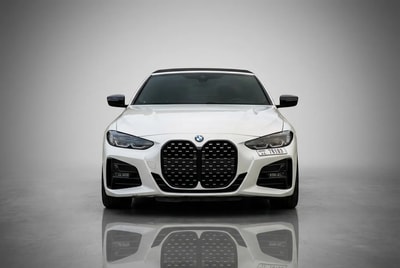 BMW 430i Convertible 2024 - Image 2