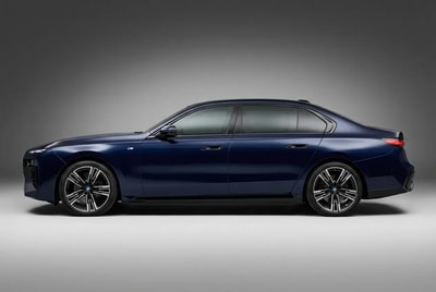 BMW 735i 2024 - Image 3