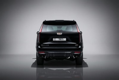 Cadillac Escalade V 2023 - Image 5