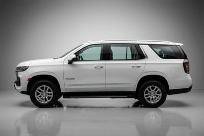 Chevrolet Tahoe 2021 - Image 3