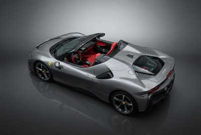 Ferrari SF90 Spider 2024 - Image 3