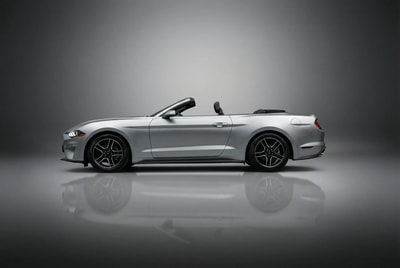 Ford Mustang 2023 - Image 3