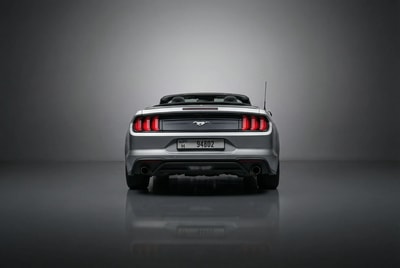 Ford Mustang 2023 - Image 4