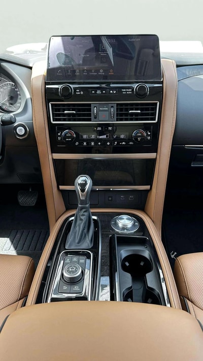 Infiniti QX80 2024 - Image 5