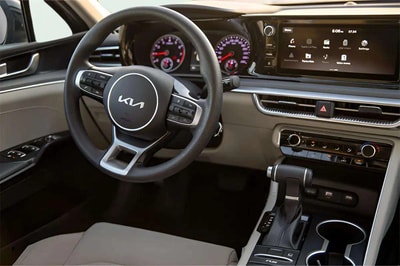 Kia K5 2022 - Image 4