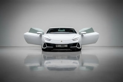 Lamborghini Huracan EVO Coupe 2021 - Image 3
