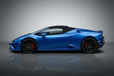 Lamborghini Huracan EVO Spyder 2022 - Image 2