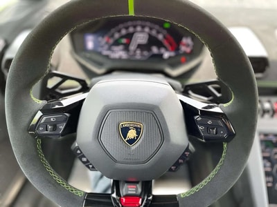 Lamborghini Huracan STO 2022 - Image 5