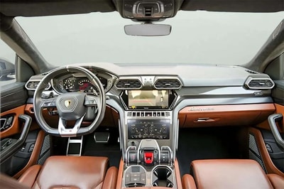 Lamborghini Urus MY2 2022 - Image 4