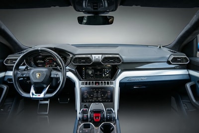 Lamborghini Urus MY2 2022 - Image 4