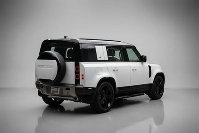 Land Rover Defender 2025 - Image 4