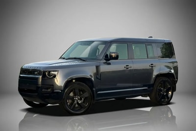Land Rover Defender V8 2023 - Image 4