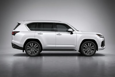 Lexus LX 600 2023 - Image 2