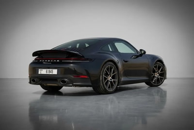 Porsche 911 Carrera 2025 - Image 4