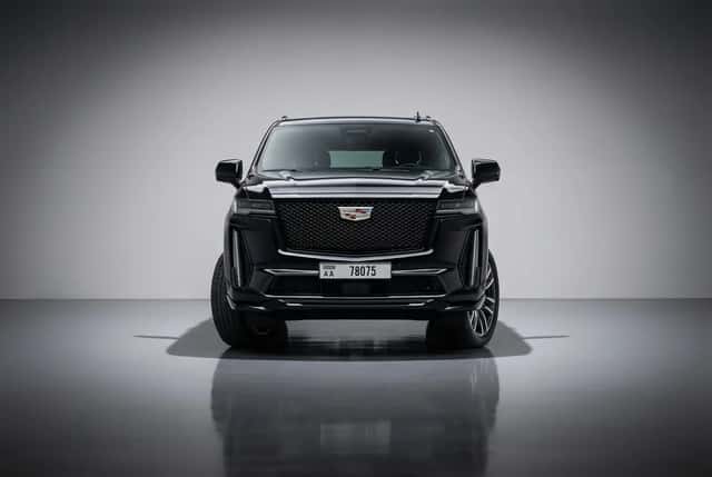 كاديلاك Escalade V 2024