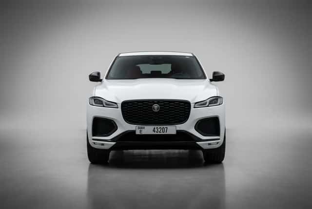 جاكوار F-PACE 2026