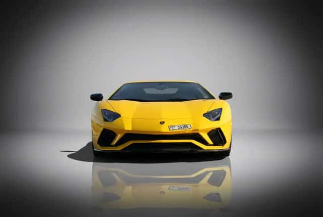 لامبورغيني Aventador S 2023