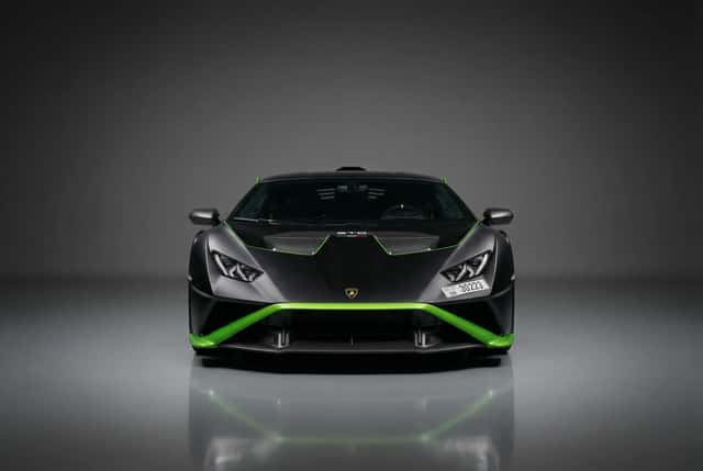 لامبورغيني Huracan STO 2023