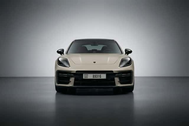 بورش Panamera Turbo S E-Hybrid 2026