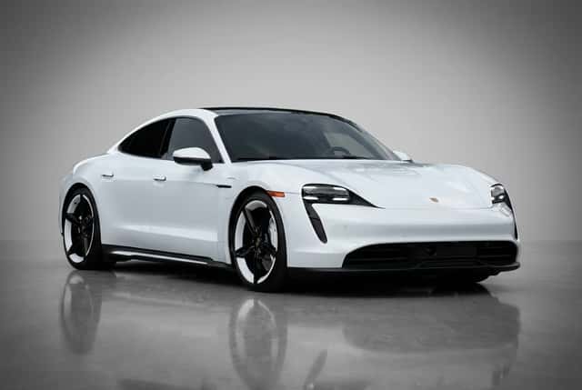 بورش Taycan 4S 2023