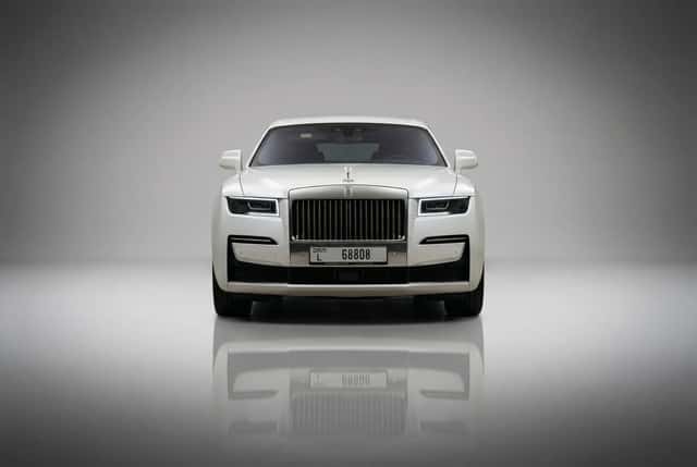 رولز رويس Ghost 2023