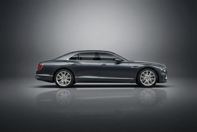 Bentley Flying Spur 2024 - Image 3