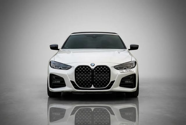 BMW 430i Convertible 2024 - Image 2