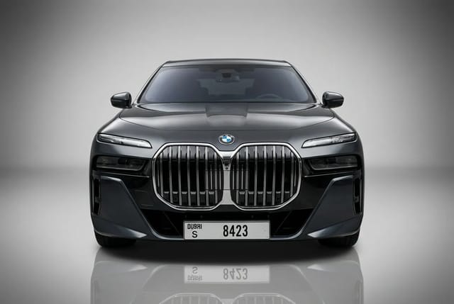 BMW 735i 2025