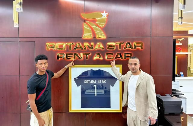 Alejandro Balde Martínez - Image 2