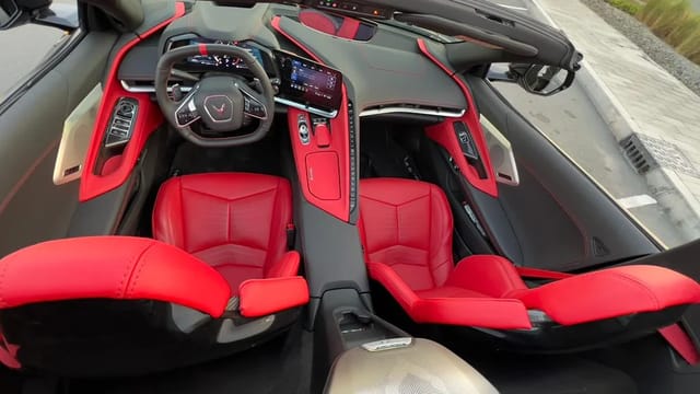 Chevrolet Corvette 2023 - Image 3