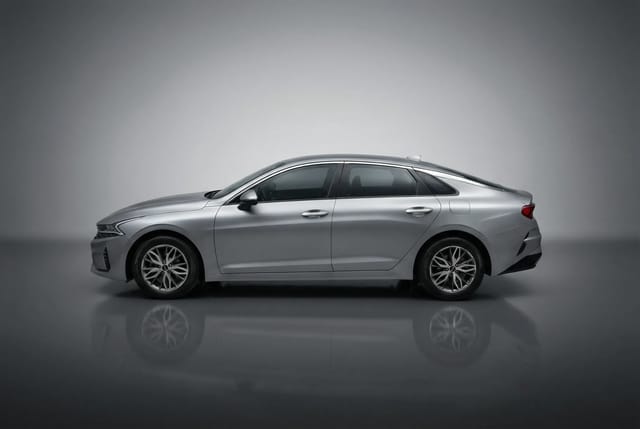 Kia K5 2022 - Image 2