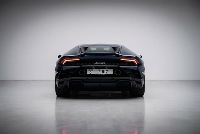Lamborghini Huracan EVO Coupe 2021 - Image 3