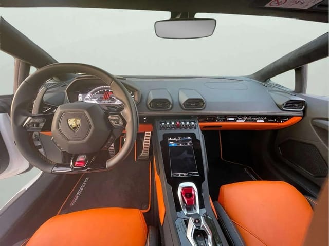 Lamborghini Huracan EVO Coupe 2021 - Image 4