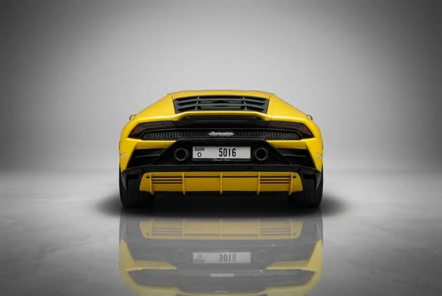 Lamborghini Huracan EVO Coupe 2025 - Image 5