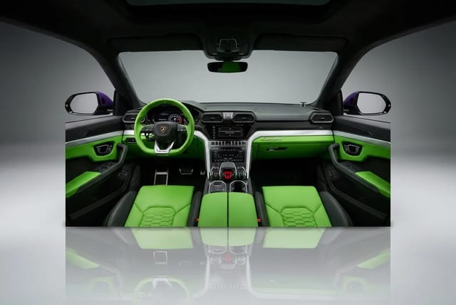 Lamborghini Urus 2022 - Image 3