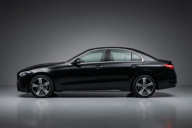 Mercedes C300 2022 - Image 4