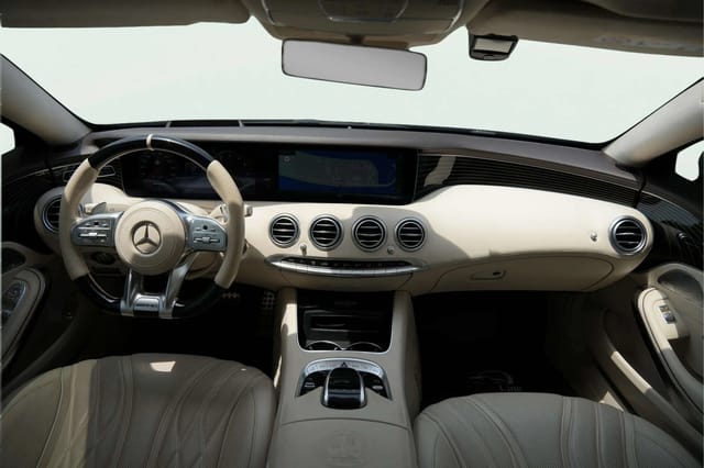 Mercedes AMG S63 2023 - Image 5